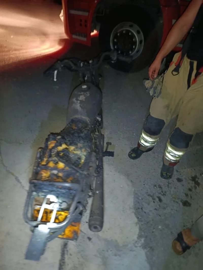 Hatay’ın Arsuz ilçesinde bir evde çıkan yangında, 2’si çocuk 4 kişi dumandan etkilenerek hastaneye kaldırıldı.
