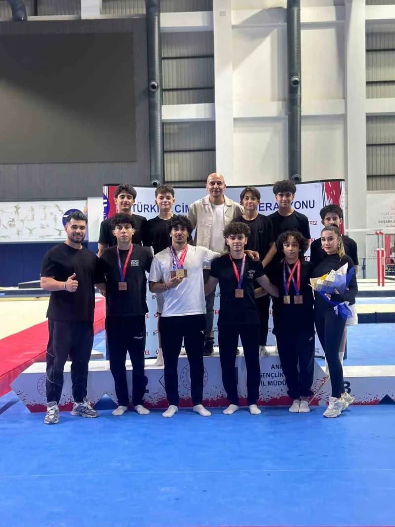 Ankara’da düzenlenen Artistik Cimnastik Türkiye Şampiyonası’nda Kayseri’yi temsil eden TOHM ve SEM sporcuları önemli der