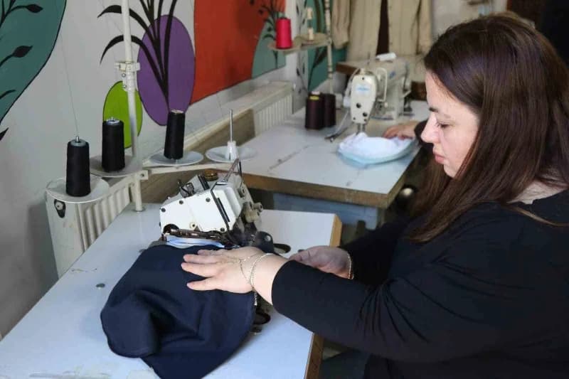 Samsun’un Atakum Belediyesi, kent sınırları içerisindeki yaklaşık 400 kadına sosyal, hukuki ve psikolojik destek veriyor