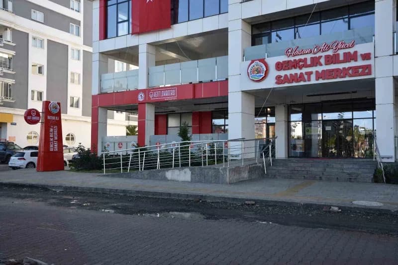 Atakum Belediye Başkanı Serhat Türkel’in kente kazandırdığı Kent lokantaları ve Halk Et Satış Noktası, öğrencisinden işç