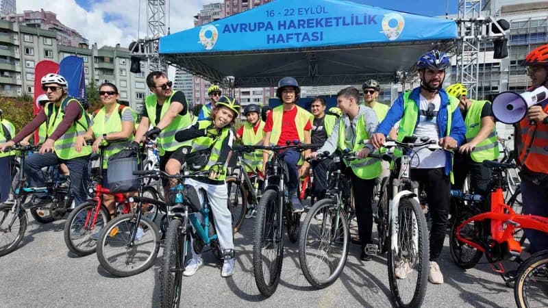 Ataşehir Belediyesi, İKV İstanbul AB Bilgi Merkezi ve AB Türkiye Delegasyonu iş birliğiyle düzenlenen Avrupa Hareketlili