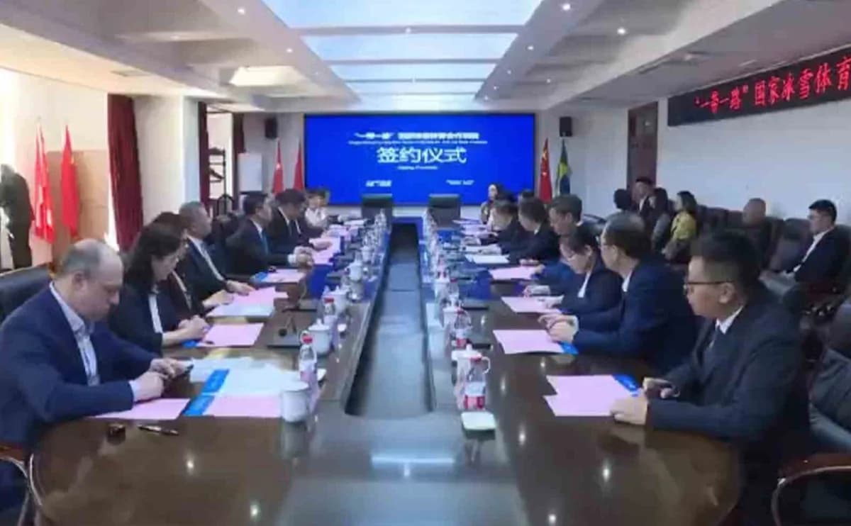 Kuşak ve Yol ülkelerine yönelik Buz ve Kar Semineri, Çin’in Harbin kentinde gerçekleştirildi. Atatürk Üniversitesi de dü