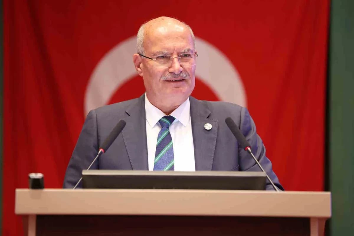 Ankara Ticaret Odası (ATO) Başkanı Gürsel Baran, "Enflasyonla mücadele ederken reel sektörün, üretimin, yatırımın, ticar
