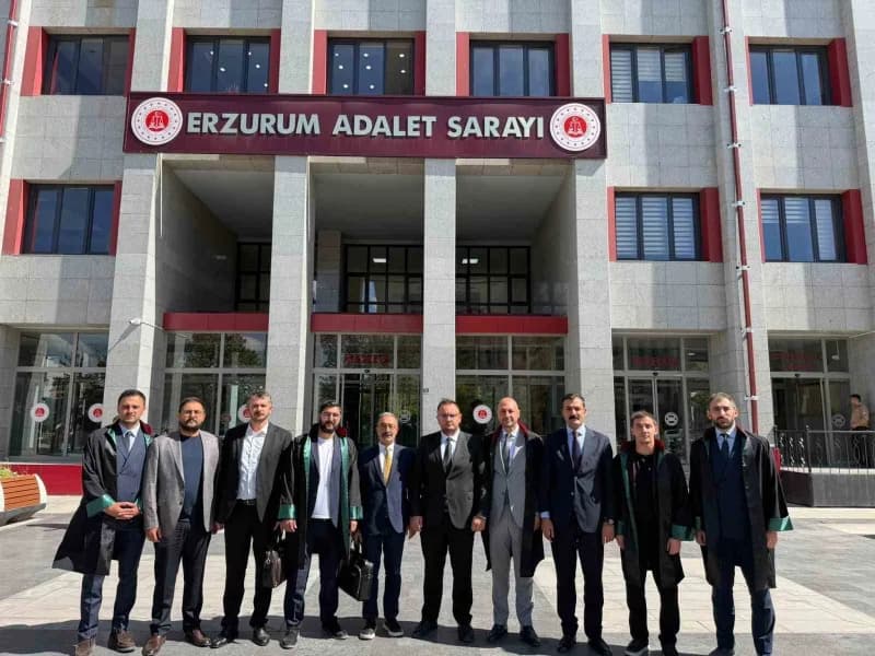Erzurum'da avukat Taha Bağaçlı'nın bürosunda gerçekleşen bıçaklı saldırı sonrası adliye binası