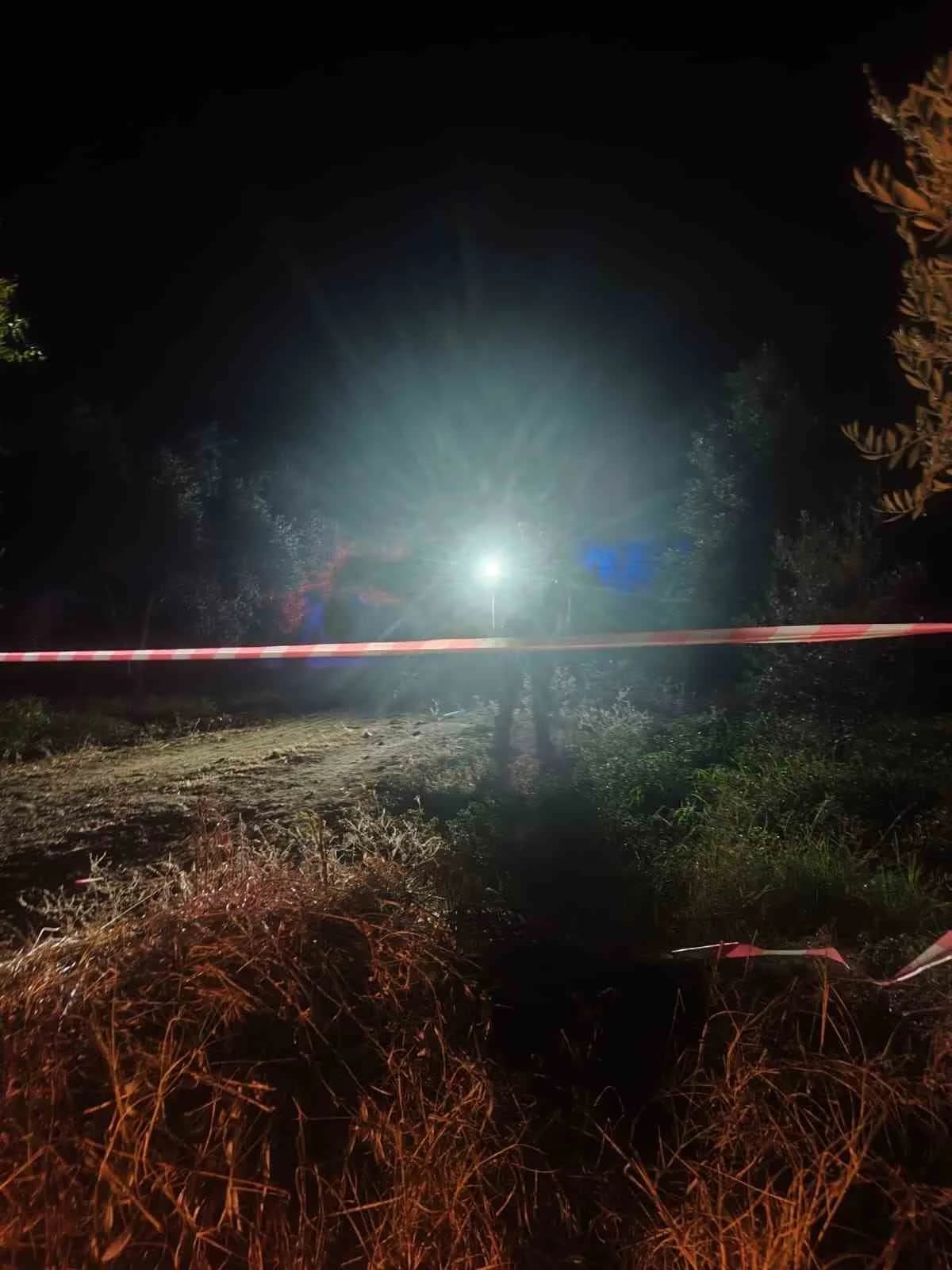 Aydın İncirliova ilçesinde tarlada silahla vurulmuş halde bulunan belediye personeli Sezgin Keçeci’nin olay yeri görüntü