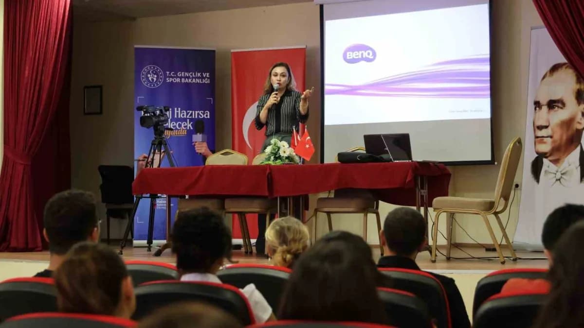 Gençlik ve Spor Genel Müdürlüğü ile Türkçe Konuşan Ülkeler Uluslararası Gazeteciler Derneği iş birliğinde düzenlenen "Ka