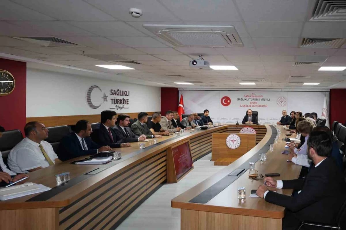 Kamu hastanelerinin Hizmetleri gözden geçirildi