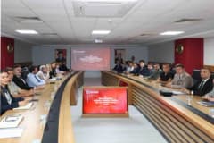 Aydın'da kamu hastanelerinin yöneticilerinin katıldığı sağlık hizmetleri değerlendirme toplantısı