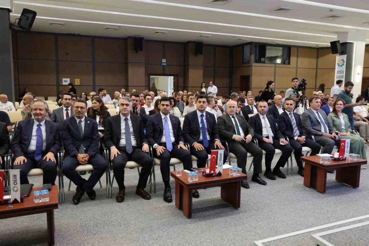 Aydın Sanayi Odası (AYSO) Başkanı Gökhan Maraş’ın ev sahipliğinde düzenlenen "AYSO Sanayicileri ile Savunma Sanayii Stra