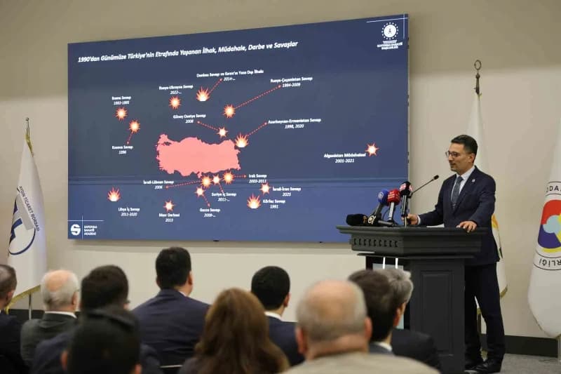 Aydın Sanayi Odası (AYSO) Başkanı Gökhan Maraş’ın ev sahipliğinde düzenlenen "AYSO Sanayicileri ile Savunma Sanayii Stra