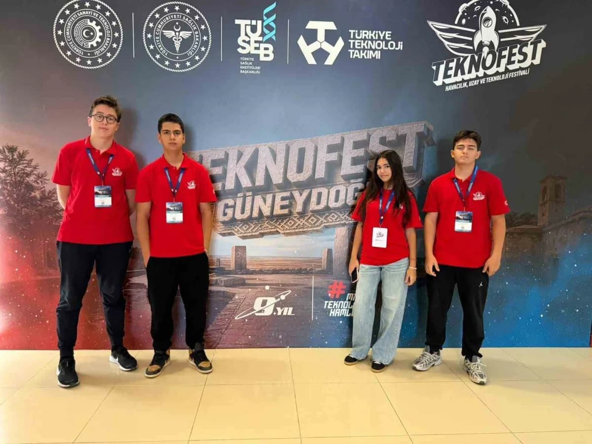 Aydın Lisesi öğrencilerinin geliştirdiği yapay zeka destekli RitimAI projesi TEKNOFEST 2026 finalinde
