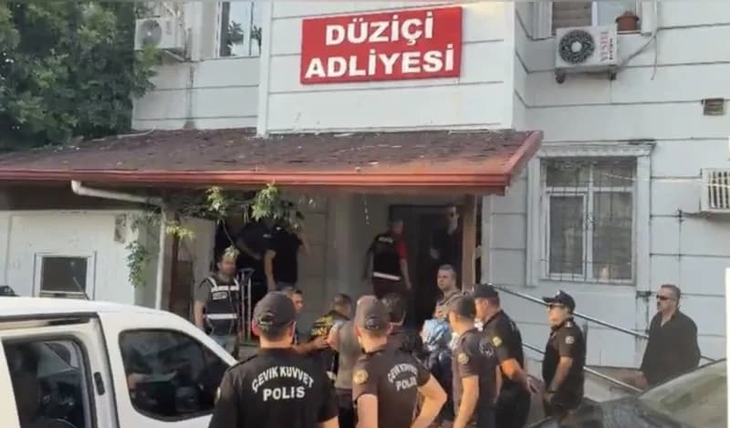Ayşegül Yaşar cinayetinde katil zanlısı ve ailesi hakim karşısında