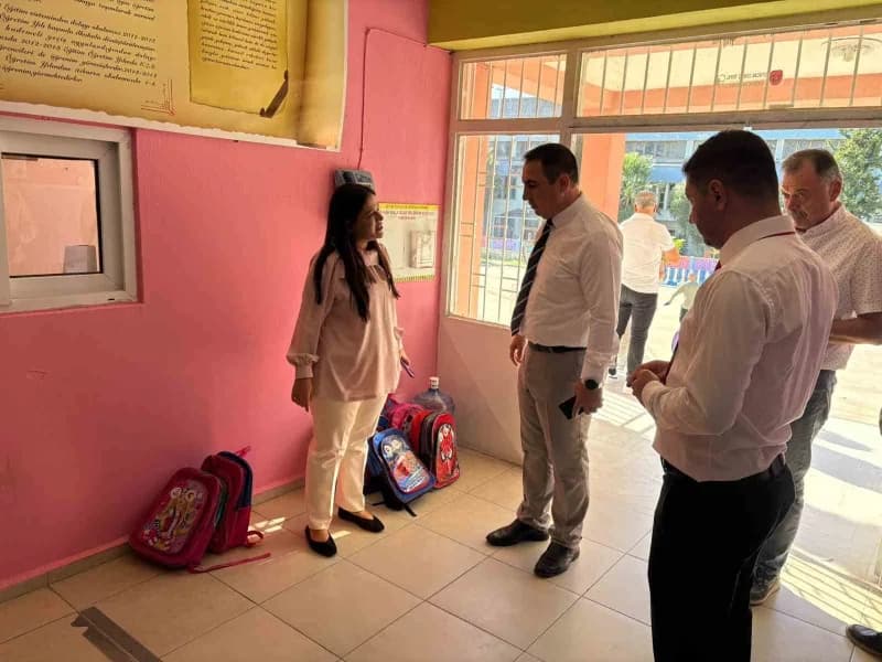 Aydın Sanayi Odası (AYSO) ve TOBB iş birliğiyle hazırlanan 500 okul çantası, Aydın’ın farklı ilçelerinde eğitim gören ih