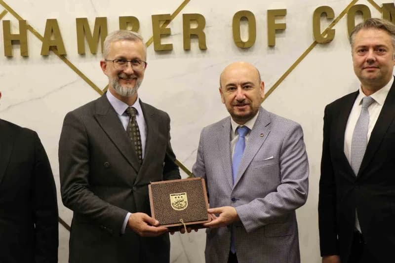 Ukrayna Ankara Büyükelçisi Naryman Dzhelialov ve beraberindeki heyetin AYTO ziyaretinde, Aydın’ın ekonomik potansiyeli i