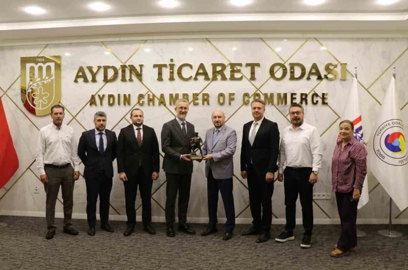 Ukrayna Ankara Büyükelçisi Naryman Dzhelialov ve beraberindeki heyetin AYTO ziyaretinde, Aydın’ın ekonomik potansiyeli i