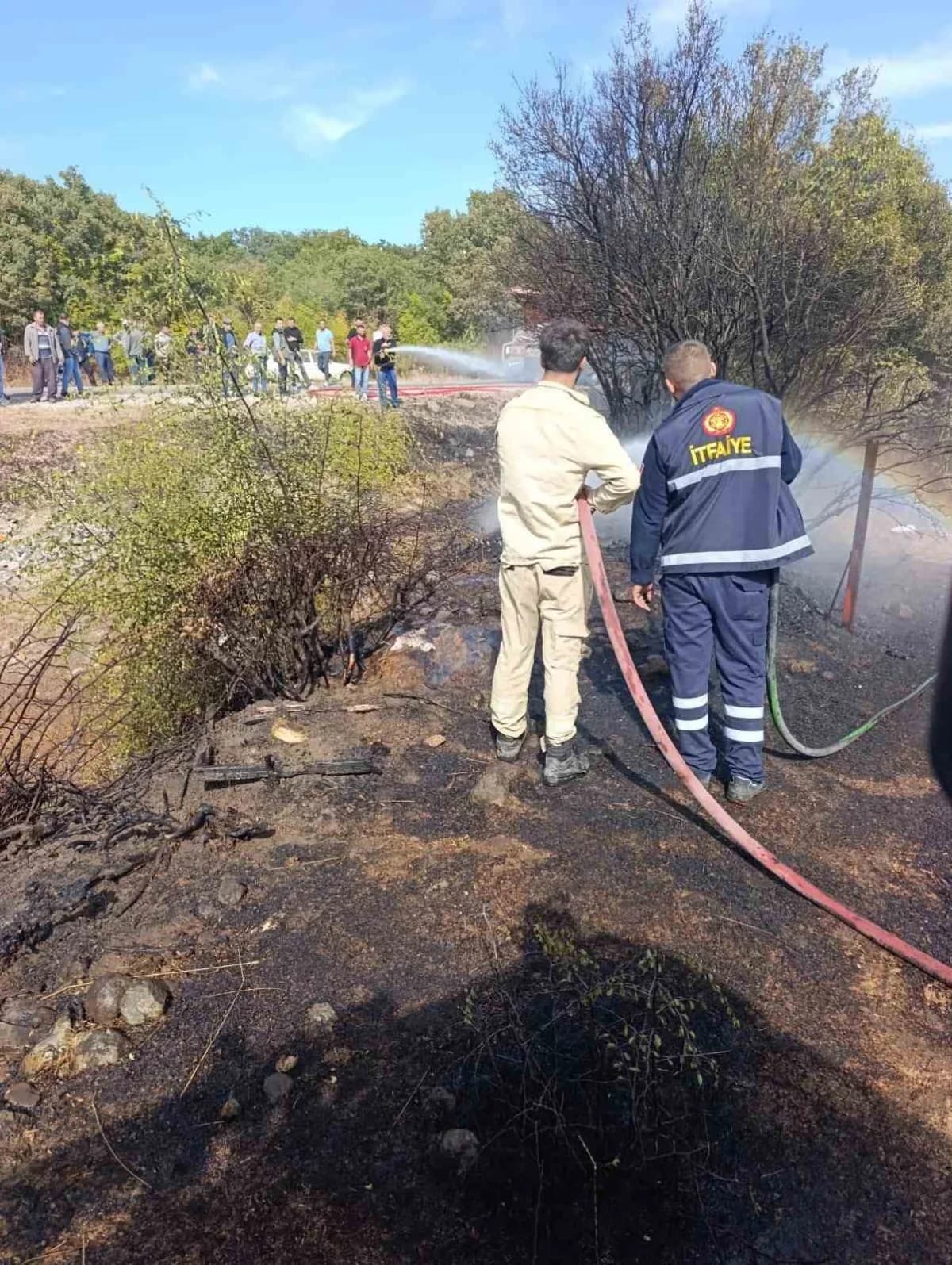Çanakkale’nin Ayvacık ilçesinde makilik alanda çıkan yangın kontrol altına alındı.