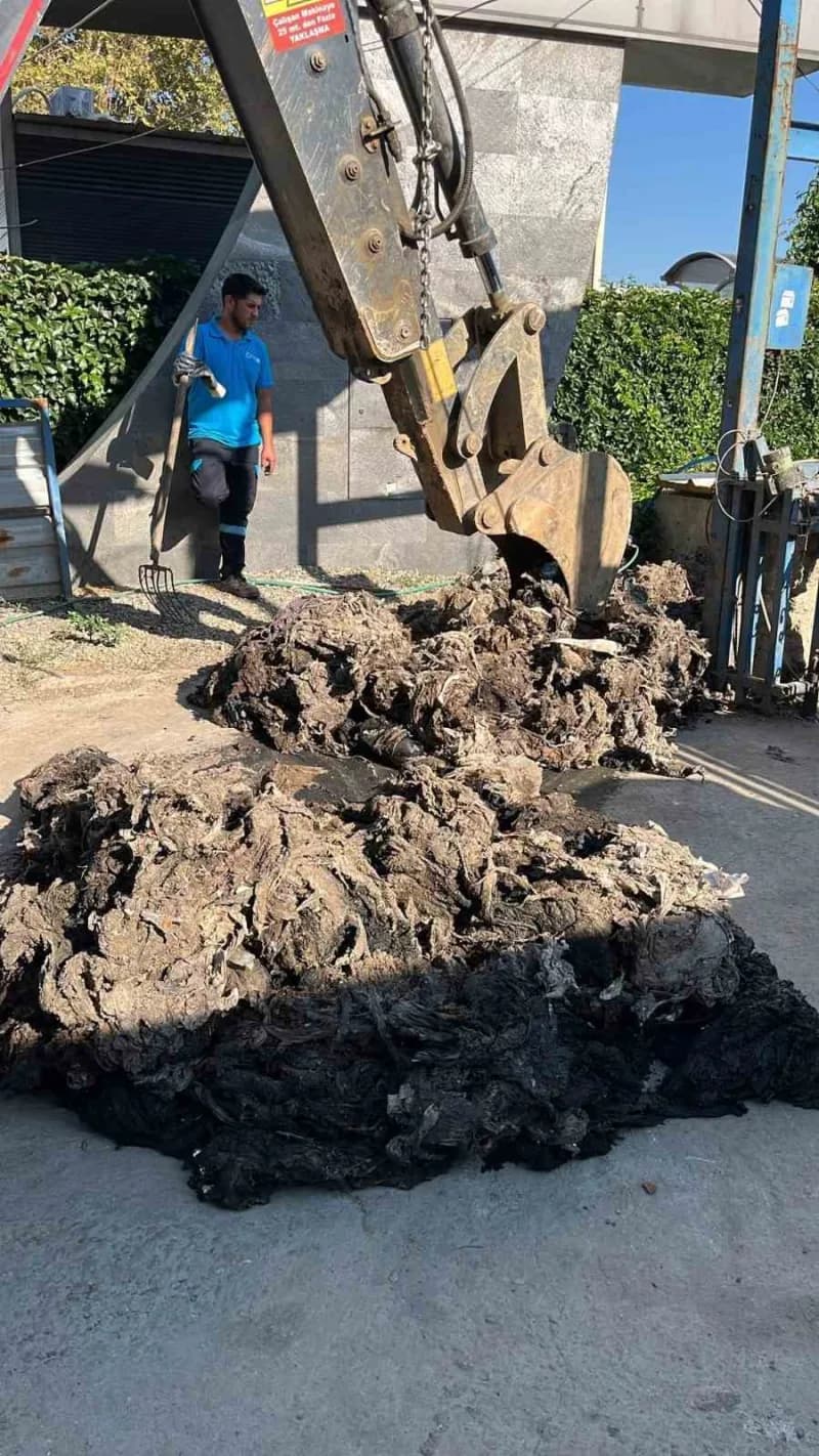 Ayvalık ıslak mendillerden dertli