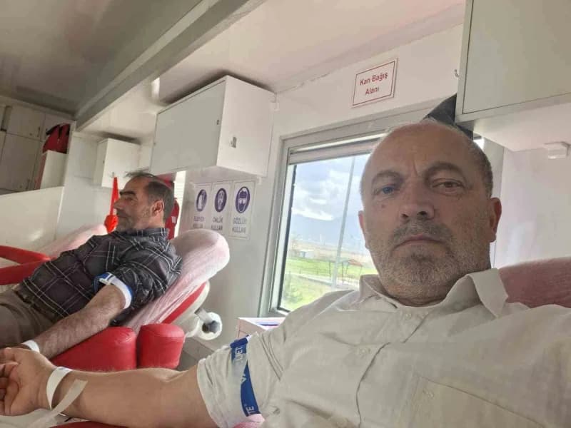 Aziziye Nizamiye Eğitim Kurumları, toplumsal yardımlaşma ve dayanışma bilincini artırmak amacıyla geniş kapsamlı bir kan