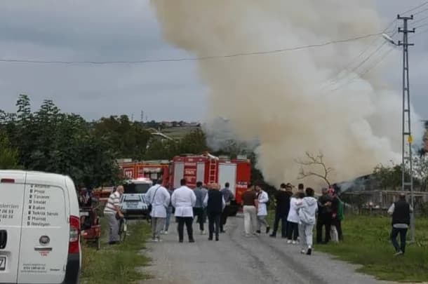 Samsun’un Bafra ilçesinde bir barakada çıkan yangın, itfaiye ekiplerinin müdahalesiyle söndürüldü.