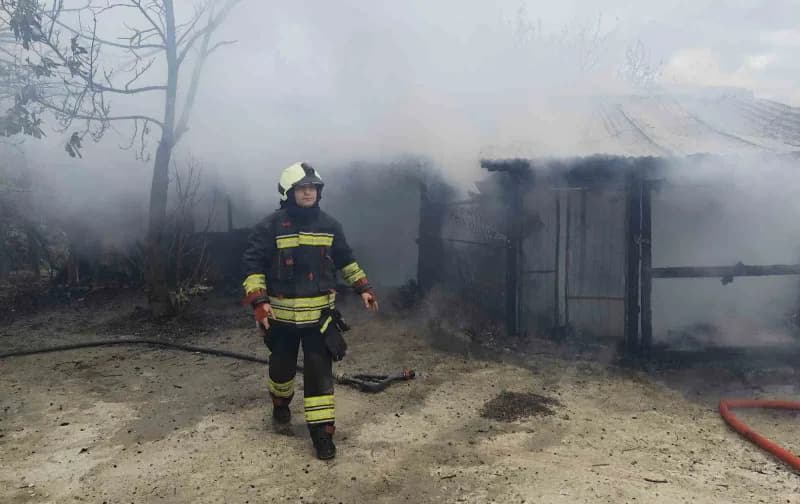 Samsun’un Bafra ilçesinde bir barakada çıkan yangın, itfaiye ekiplerinin müdahalesiyle söndürüldü.