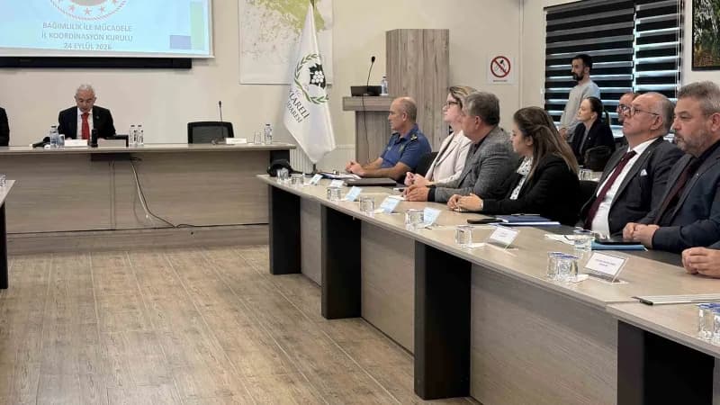 Valilik koordinatörlüğünde düzenlenen toplantı İl Özel İdaresi Meclis Salonu’nda gerçekleştirildi. Bağımlılıkla Mücadele