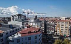 Bahçelievler Yayla Camii'nin yıkım çalışmalarında kubbe ve beton yapısı görülüyor