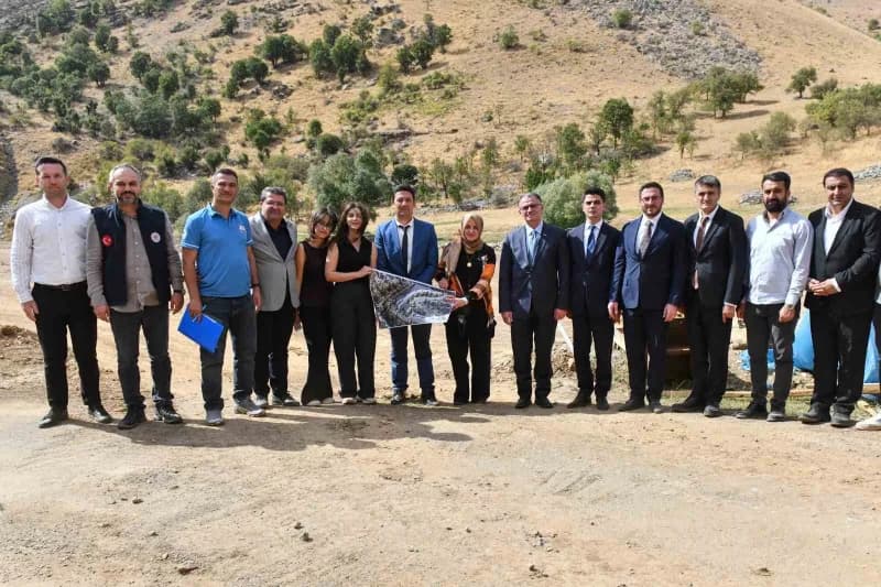 Van’ın Bahçesaray ilçesinde yılda 300 milyon yumurta ve 100 milyon yavru balık üretim kapasitesine sahip olacak tesisin