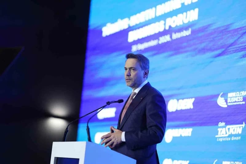 Enerji ve Tabii Kaynaklar Bakanı Alparslan Bayraktar, konuşma yaptı.