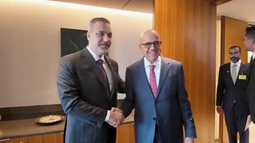 Dışişleri Bakanı Hakan Fidan ve Bahreyn Dışişleri Bakanı Abdullatif bin Rashid Al Zayani New York'ta görüşme yaparken