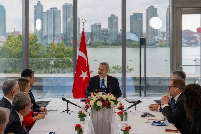 Dışişleri Bakanı Hakan Fidan, BM 81. Genel Kurulu sonrası basın açıklaması gerçekleştirdi.