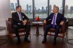 Dışişleri Bakanı Hakan Fidan ve Bosna Hersek Dışişleri Bakanı Elmedin Konakovic New York'ta görüşme yaparken