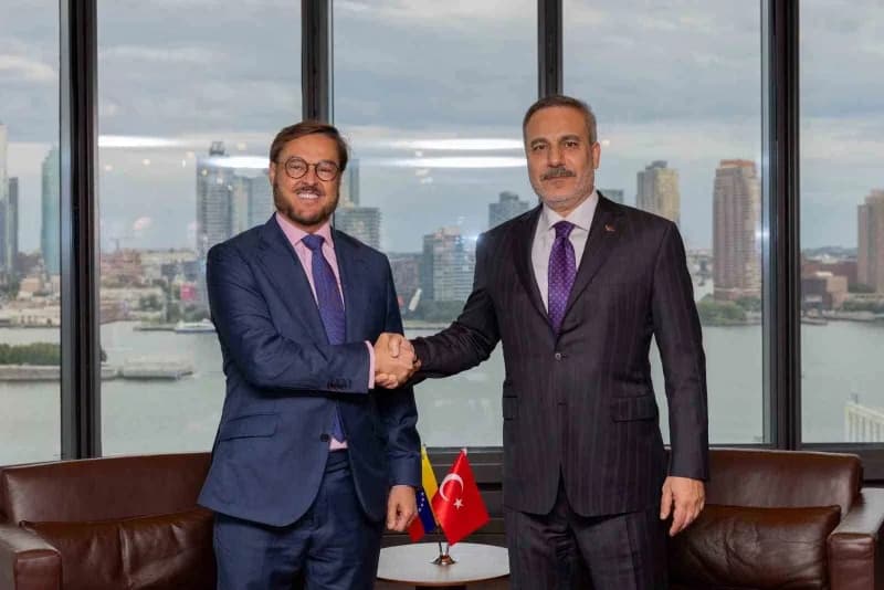 Dışişleri Bakanı Hakan Fidan ve Venezuela Dışişleri Bakanı Felix Plasencia Gonzales New York'ta görüşme yaparken
