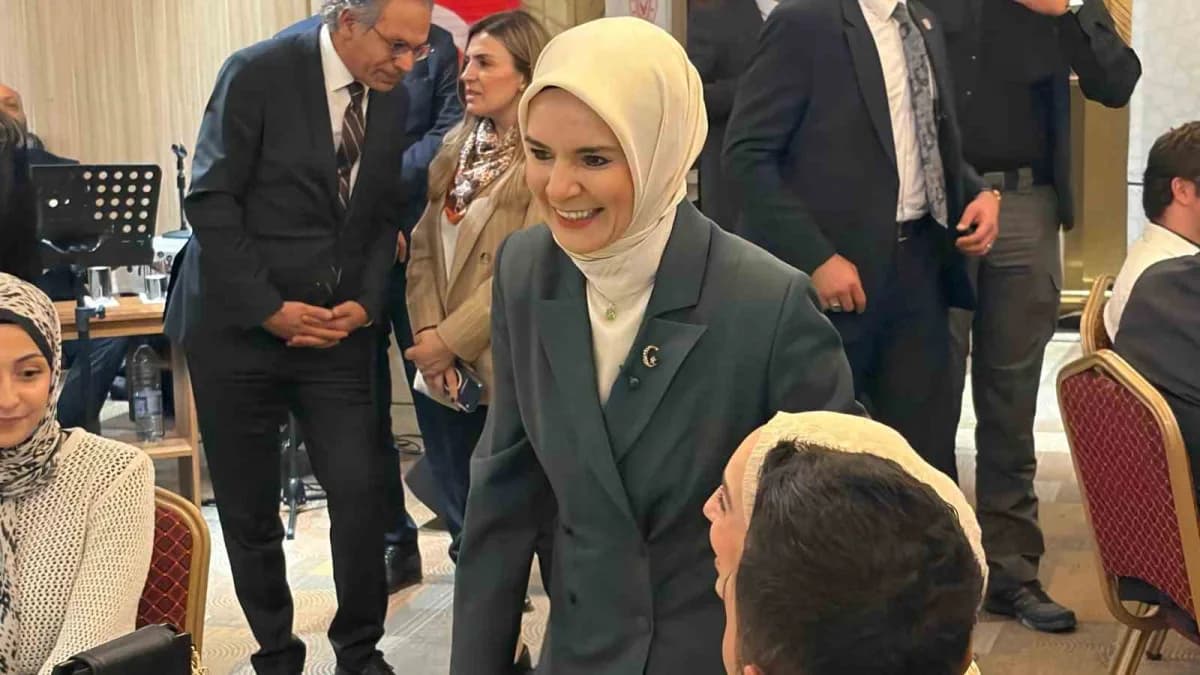 Aile ve Sosyal Hizmetler Bakanı Mahinur Özdemir Göktaş, "Türkiye genelinde Aile odaklı pek çok çalışma yürütüyoruz. Genç