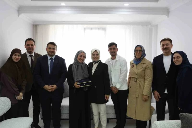 Aile ve Sosyal Hizmetler Bakanı Mahinur Özdemir Göktaş, Aile ve Gençlik Fonu kapsamındaki Evlenecek Gençlerin Desteklenm