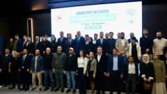 Çalışma ve Sosyal Güvenlik Bakanı Vedat Işıkhan, Arnavutköy Belediyesi’nin istihdam programında konuşma yaparken