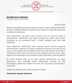 Hazine ve Maliye Bakanlığı binası önünde çekilmiş genel görünüm
