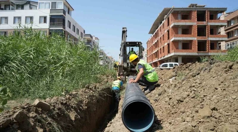Büyükşehir Belediyesinde Edremit Altınkum’un altyapısına büyük yatırım
