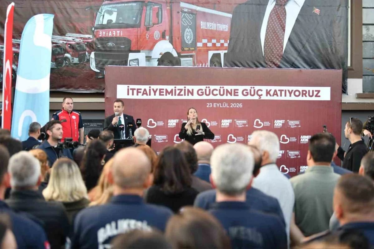 Başkan Akın: "Afet geldiğinde hazırlanılmaz, Gelmeden hazır olunur"