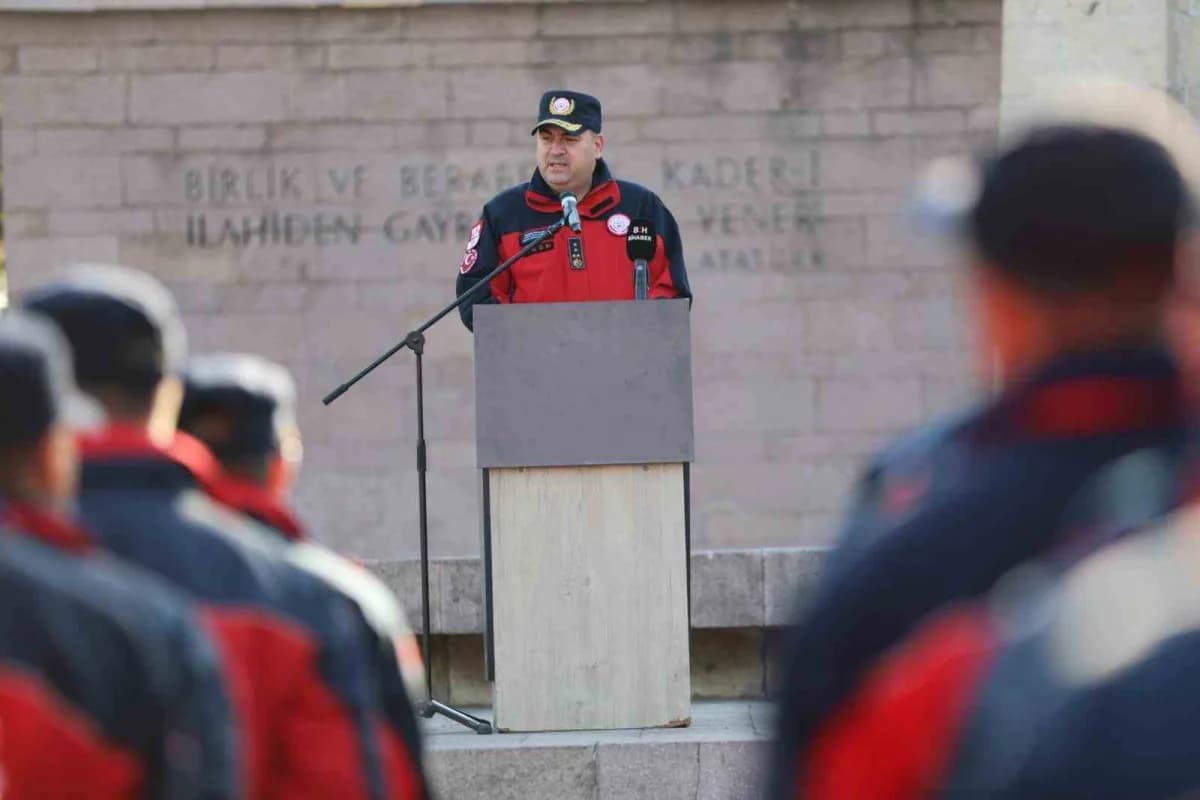 İtfaiye Dairesi Başkanı Nazım Ergelen'in konuşması