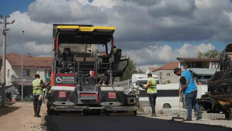 Ahmet Akın’dan İvrindi’nin yollarına modern dokunuş