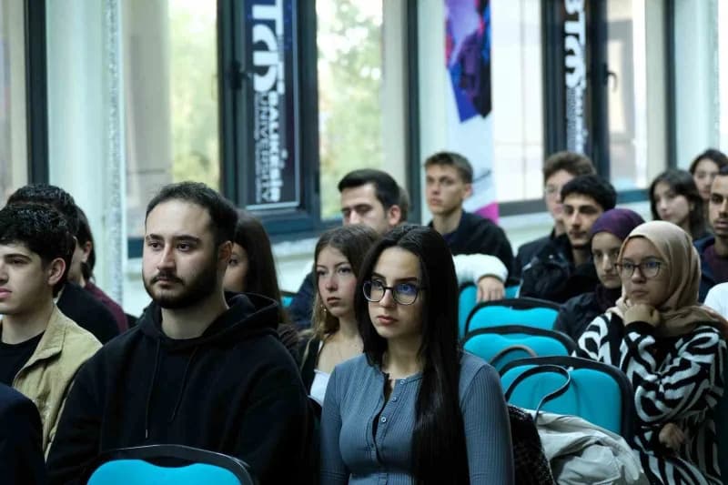 BAÜN’de Dijital İş Süreçleri ve Yapay Zekâ Destekli Eğitim programı başladı