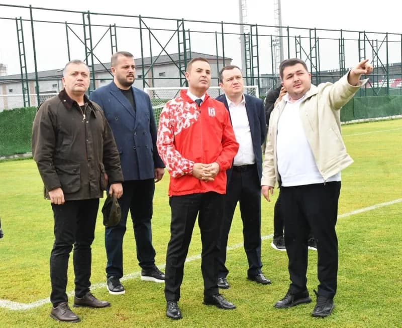 Nesine 3. Lig 2. Grup’ta mücadele eden Balıkesirspor, Balıkesir Atatürk stadyumundaki zemin yenileme çalışmaları nedeniy