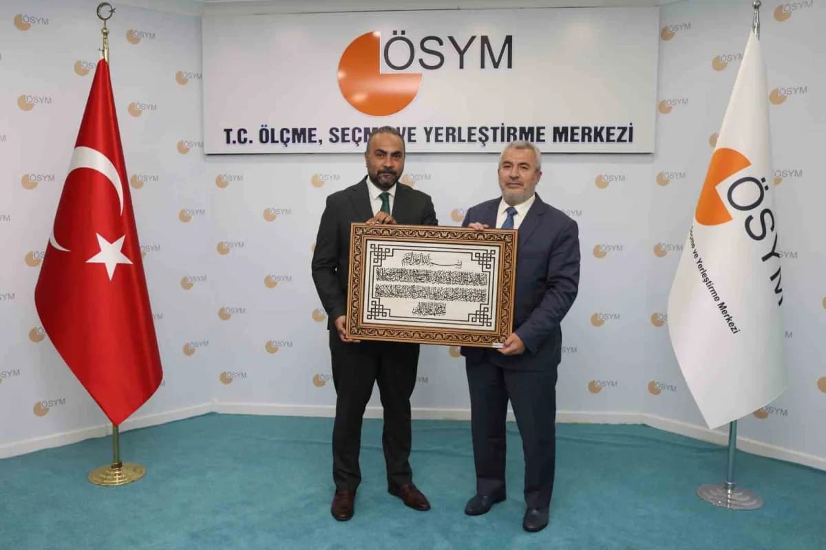 Bartın Üniversitesi (BARÜ) Rektörü Prof. Dr. Ahmet Akkaya; ölçme, Seçme ve Yerleştirme Merkezi (ÖSYM) Başkanı Prof. Dr.