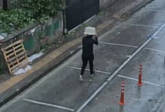 Bartın’da şiddetli fırtına ve sağanak yağış nedeniyle devrilen ağaçlar ve su birikintileri
