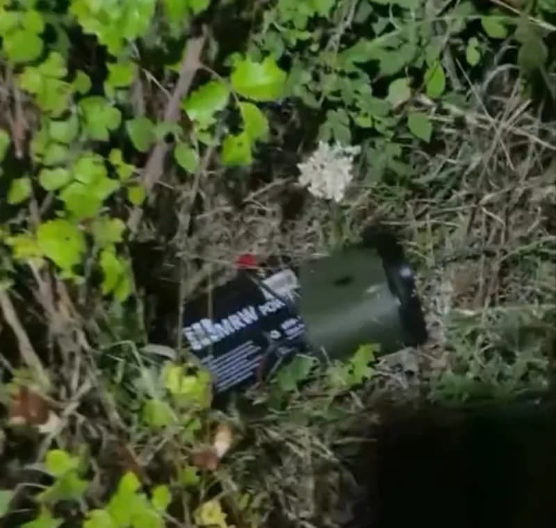 Bartın ormanlarında doğa koruma ekipleri tarafından toplanan yasak ses cihazları