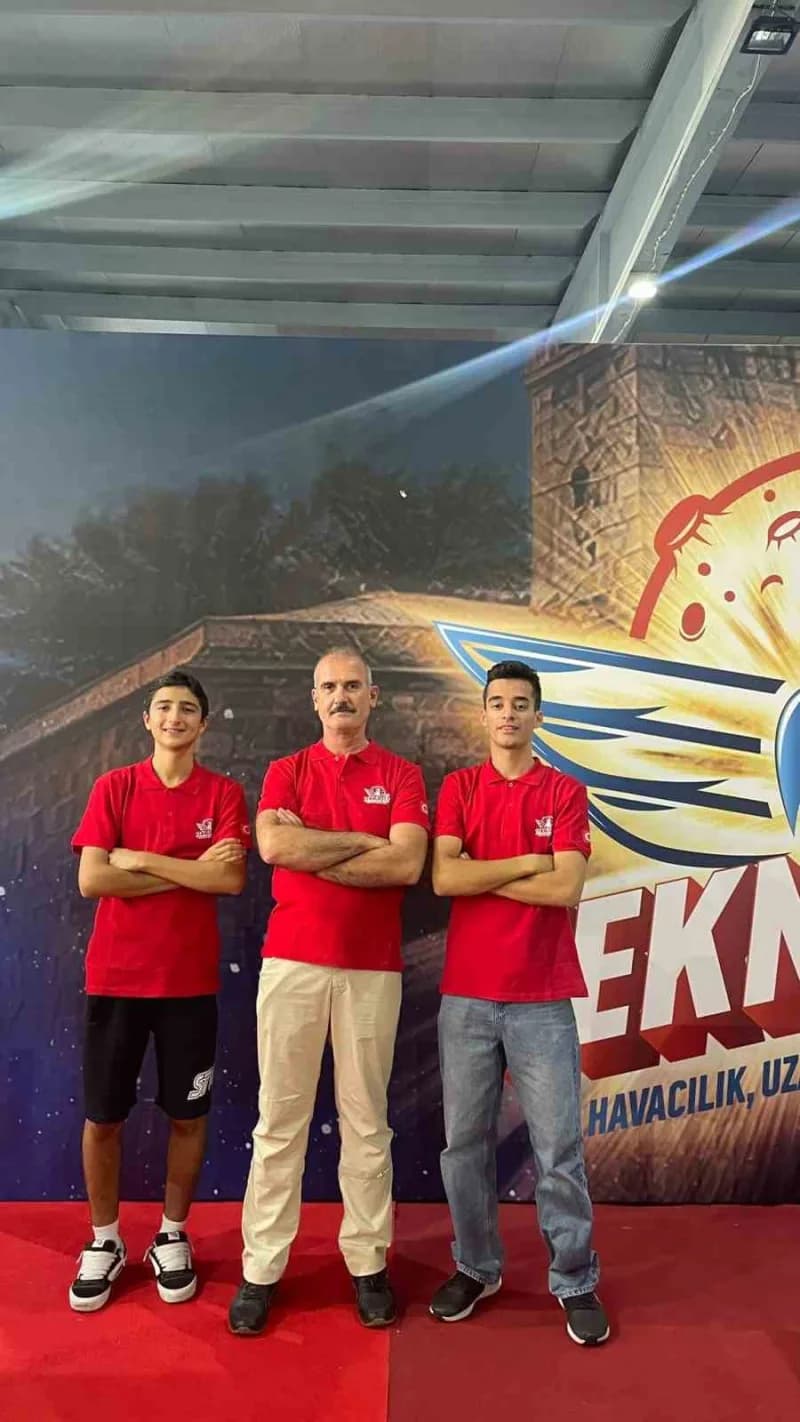 TEKNOFEST 2026 kapsamında düzenlenen Mesleki Yetenek Yarışması Mekatronik Teknolojileri lise kategorisinde Türkiye birin