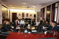 Eskişehir Büyükşehir Belediye Başkanı Ayşe Ünlüce, Bakü Yasamal Belediye Başkanı Tahir Memedov ve heyetini makamında kab
