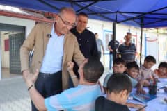 Antakya Belediye Başkanı İbrahim Naci Yapar, Arpahan İlkokulu’nda düzenlenen Çocuk Şenliği’nde çocuklarla birlikte etkin