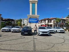 Germencik Belediyesi araç filosunda yer alan 8 adet yerli elektrikli Togg araçları