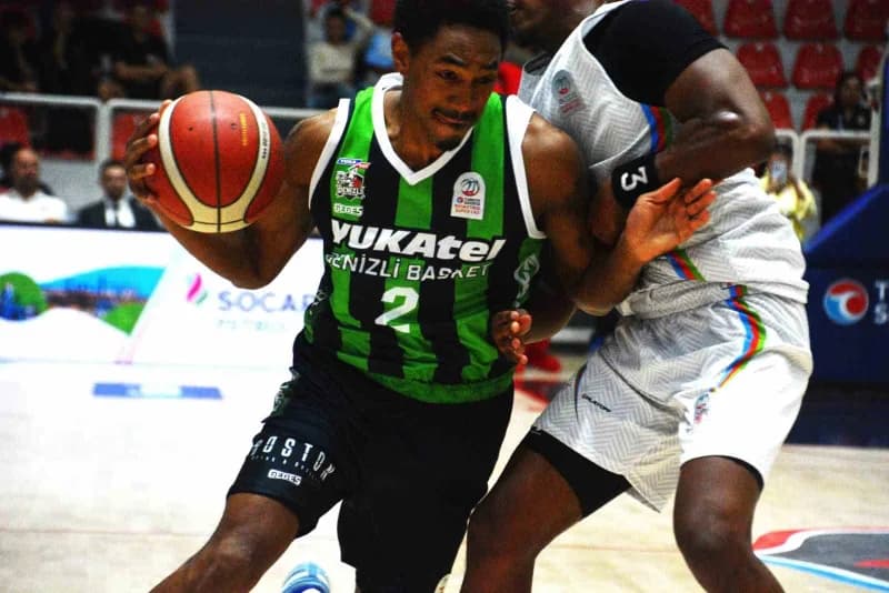 Türkiye Sigorta Basketbol Süper Ligi ilk haftasında Aliağa Petkimspor, sahasında Yukatel Denizli Basket'i 85-81 mağlup e